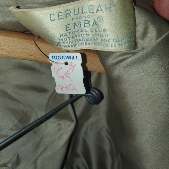 Vintage Cerulean Brand Emba Natural Blue Mutation Mink Cape - Picture 5 of 5